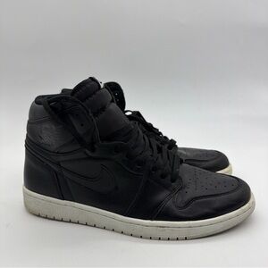 RARE🔥 Size 12 - Nike Air Jordan 1 Retro High OG Cyber Monday 2015 555088-006